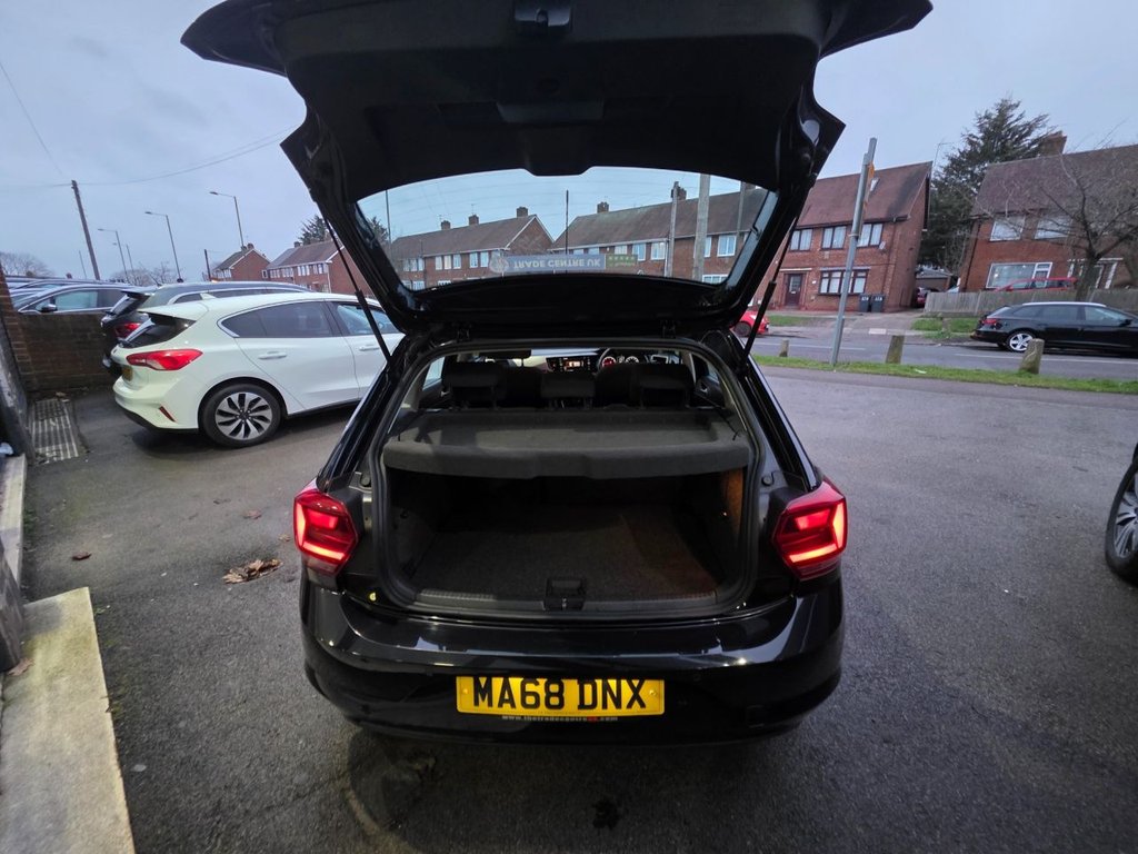 Used Volkswagen Polo 2018 for sale - 77372915: Photo 5