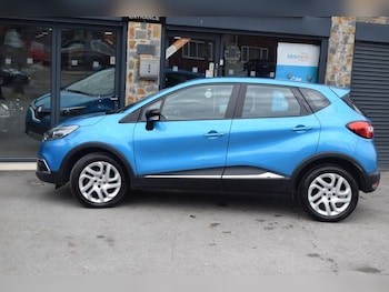 Used Renault Captur 2016 for sale - 77748431: Photo