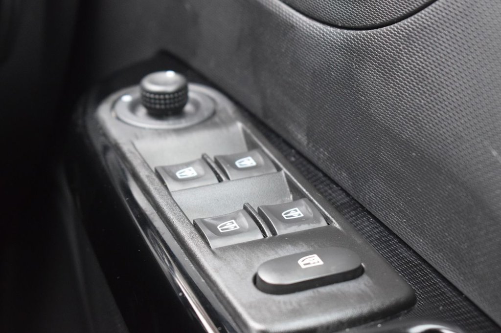 Used Renault Captur 2016 for sale - 77748431: Photo 34