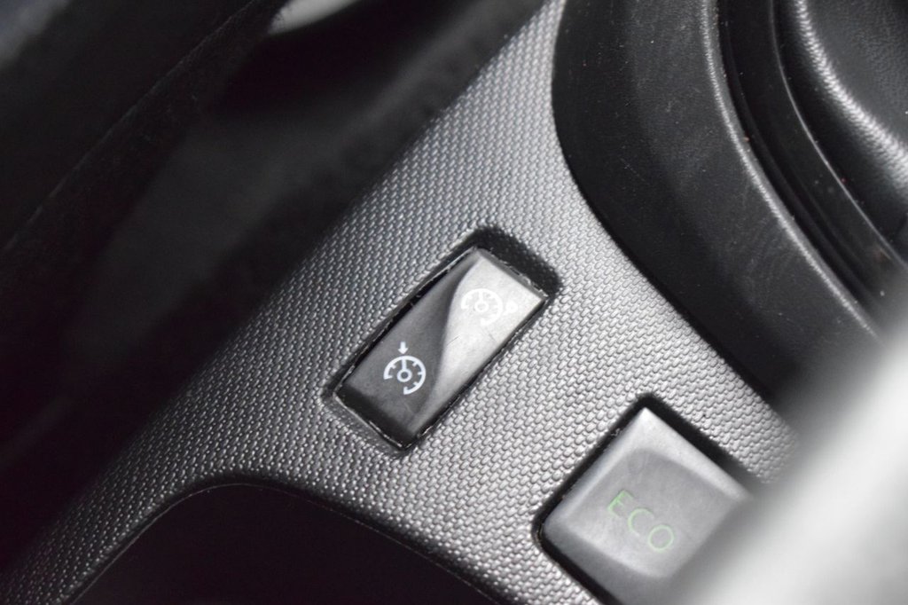 Used Renault Captur 2016 for sale - 77748431: Photo 43