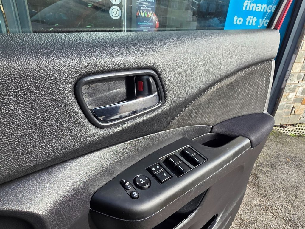 Used Honda CR-V 2016 for sale - 77525931: Photo 35