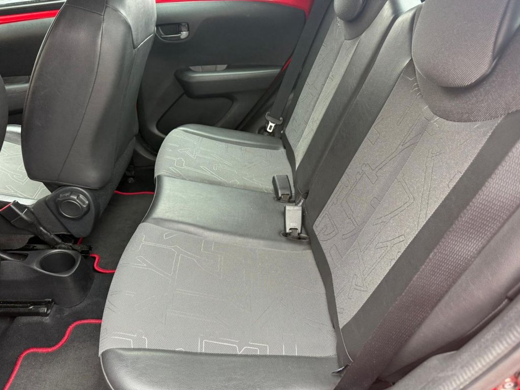 Used Toyota AYGO 2014 for sale - 76591103: Photo 8