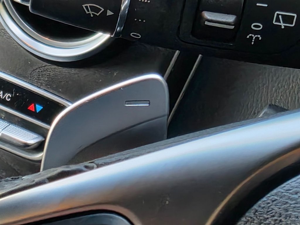 Used Mercedes-Benz GLC 2018 for sale - 76768177: Photo 36