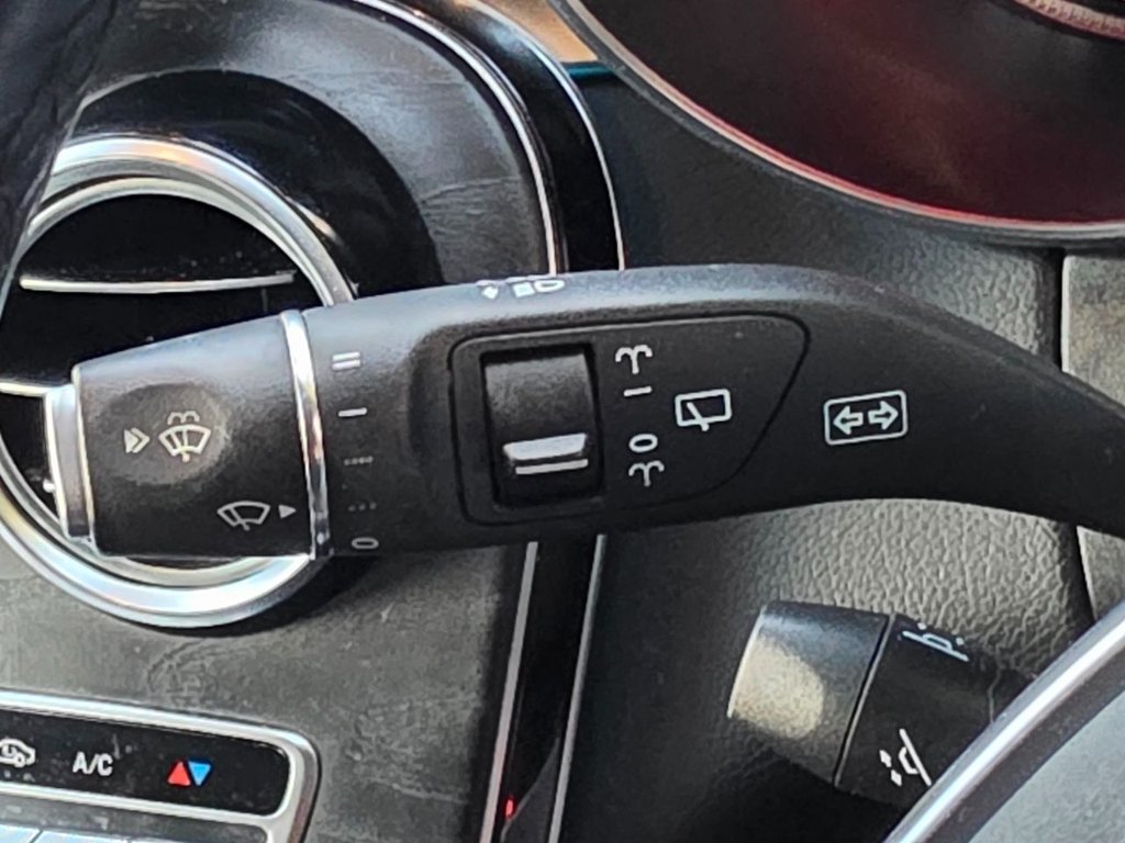 Used Mercedes-Benz GLC 2018 for sale - 76768177: Photo 39