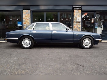Used Daimler Sovereign 1989 for sale - 75451163: Photo