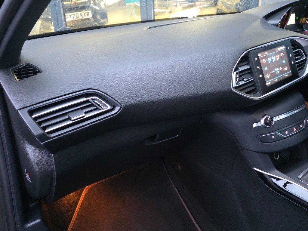 Used Peugeot 308 2018 for sale - 77280799: Photo 29