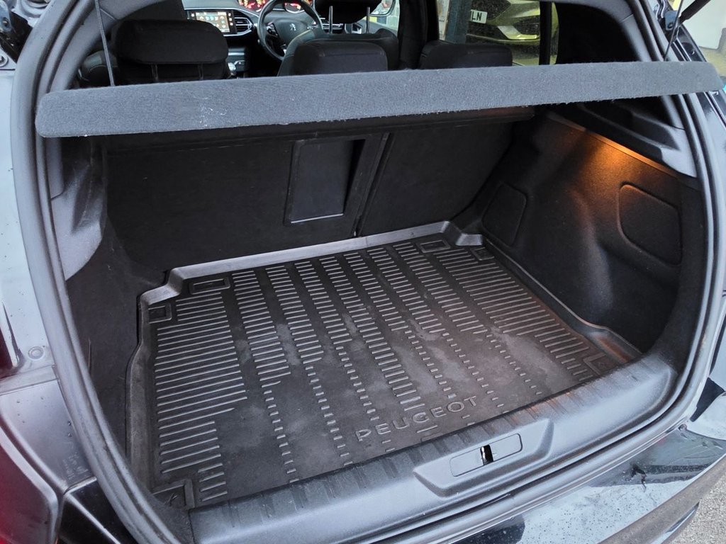 Used Peugeot 308 2018 for sale - 77280799: Photo 34