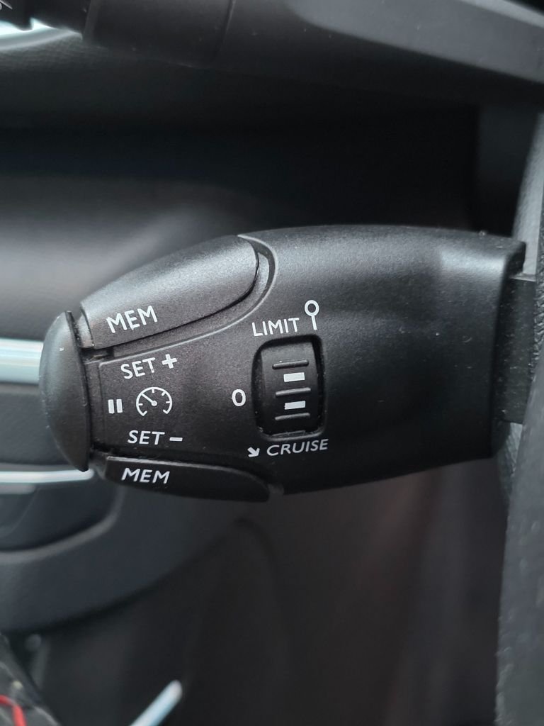 Used Peugeot 308 2018 for sale - 77280799: Photo 46