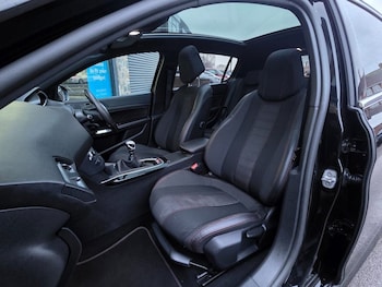 Used Peugeot 308 2018 for sale - 77280799: Photo