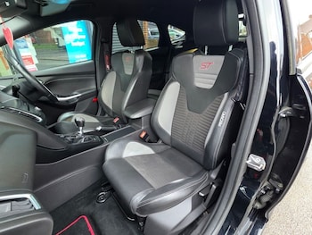 Used Ford Focus 2017 for sale - 79562920: Photo