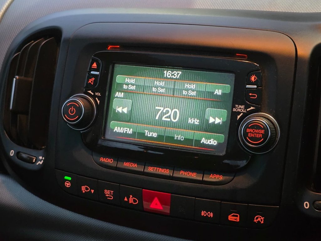 Used Fiat 500L 2016 for sale - 77355772: Photo 8