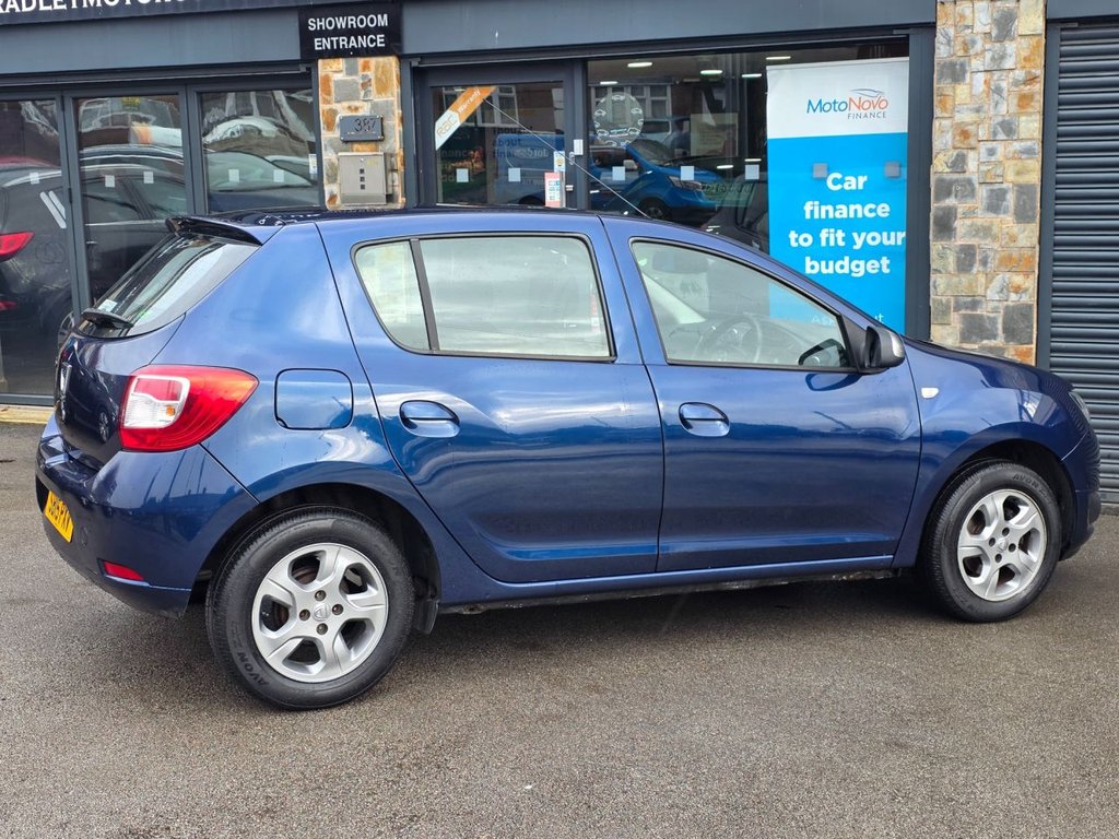 Used Dacia Sandero 2015 for sale - 77302569: Photo 17