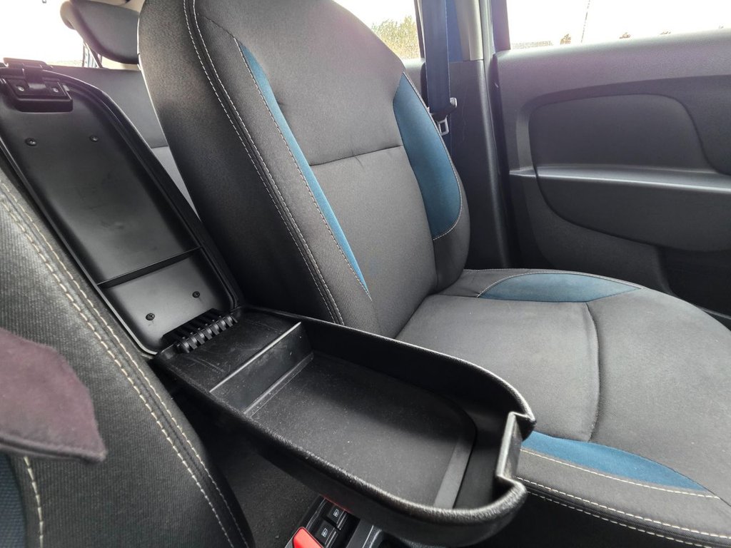 Used Dacia Sandero 2015 for sale - 77302569: Photo 42