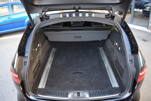 Used Jaguar XF 2018 for sale - 76105752: Photo 27
