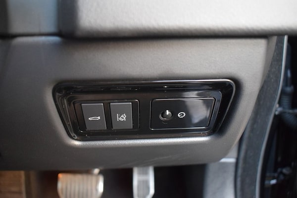Used Jaguar XF 2018 for sale - 76105752: Photo 36
