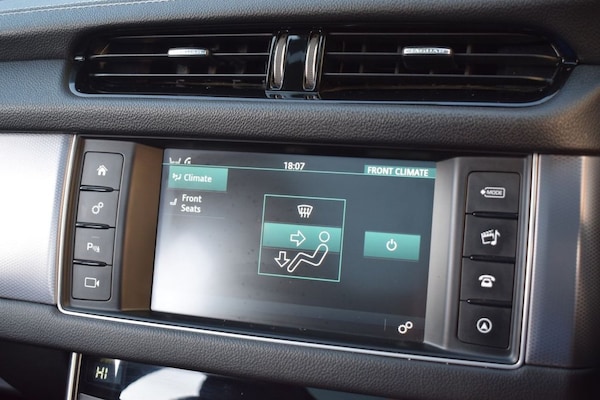 Used Jaguar XF 2018 for sale - 76105752: Photo 46