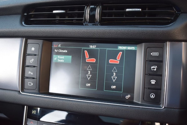 Used Jaguar XF 2018 for sale - 76105752: Photo 47