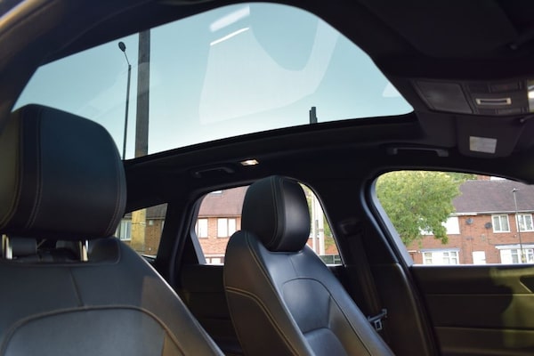 Used Jaguar XF 2018 for sale - 76105752: Photo 6