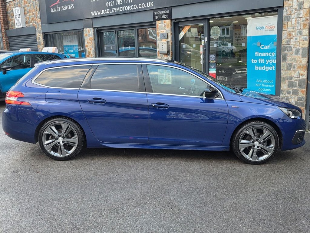 Used Peugeot 308 2018 for sale - 77891327: Photo 11