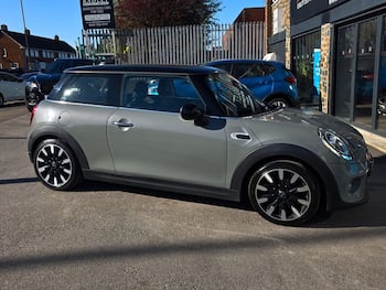 Used MINI Hatch 2019 for sale - 79804743: Photo