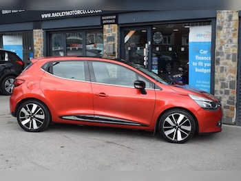 Used Renault Clio 2016 for sale - 76132072: Photo
