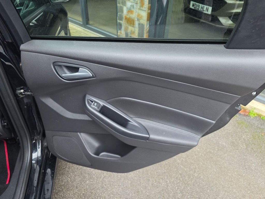 Used Ford Focus 2017 for sale - 77263875: Photo 33