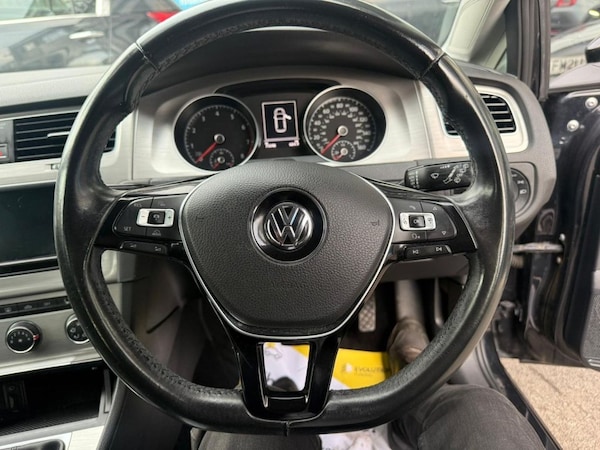 Used Volkswagen Golf 2015 for sale - 76216865: Photo 20