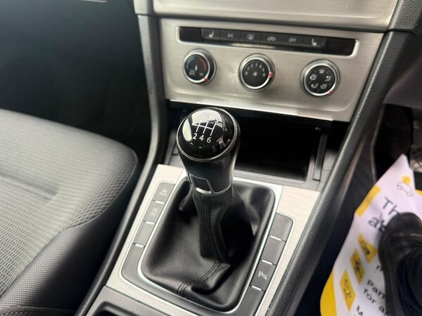 Used Volkswagen Golf 2015 for sale - 76216865: Photo 29
