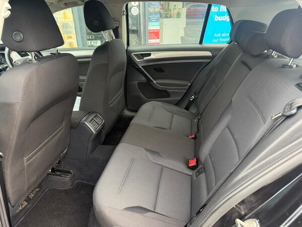 Used Volkswagen Golf 2015 for sale - 76216865: Photo 32