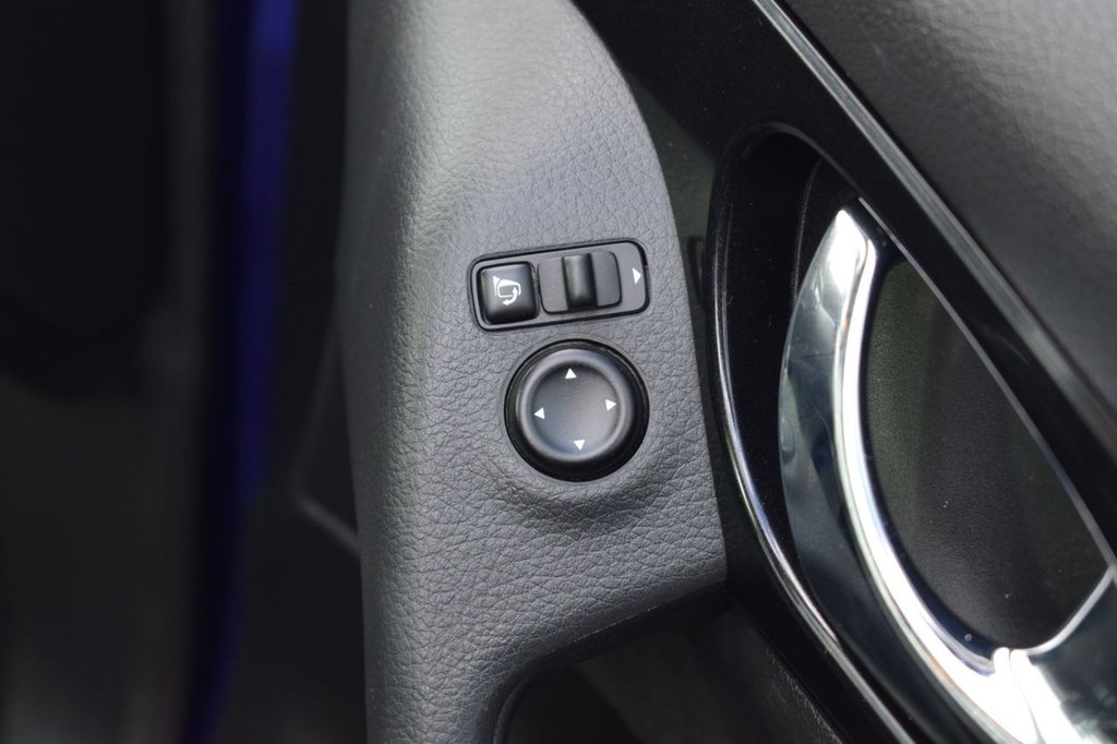 Used Nissan Qashqai 2016 for sale - 78153725: Photo 47