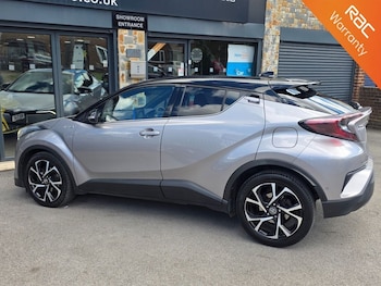 Used Toyota C-HR 2018 for sale - 79454817: Photo