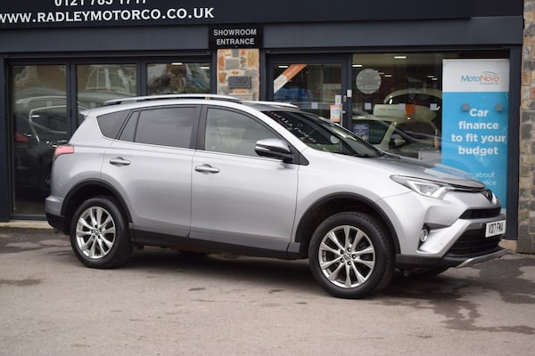 Used Toyota RAV4 2017 for sale - 74434646: Photo 16