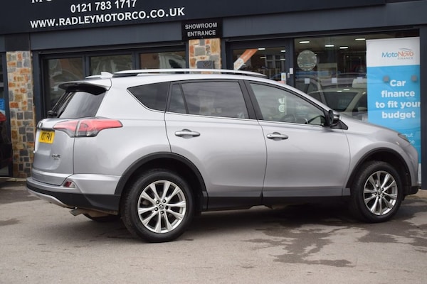 Used Toyota RAV4 2017 for sale - 74434646: Photo 25