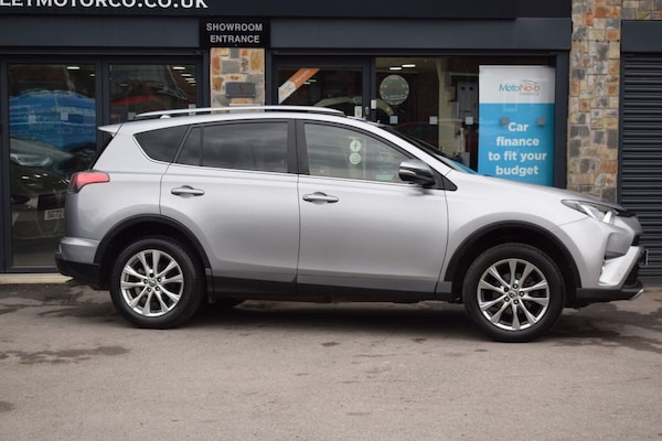 Used Toyota RAV4 2017 for sale - 74434646: Photo 29