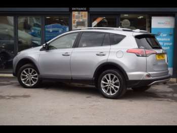 Used Toyota RAV4 2017 for sale - 74434646: Photo