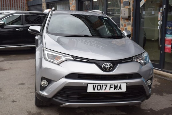Used Toyota RAV4 2017 for sale - 74434646: Photo 35