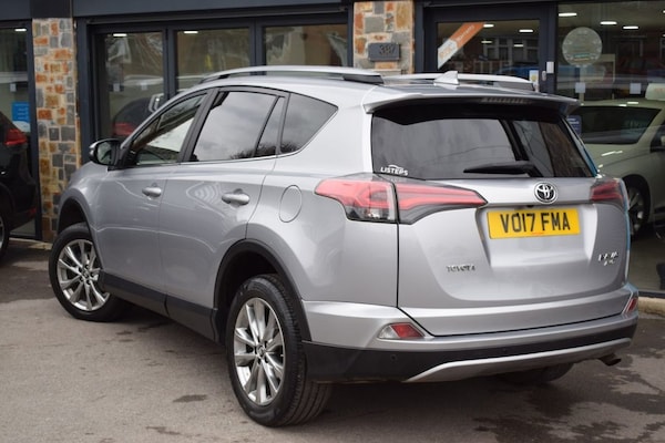 Used Toyota RAV4 2017 for sale - 74434646: Photo 38