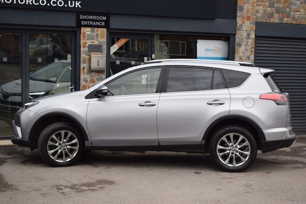 Used Toyota RAV4 2017 for sale - 74434646: Photo 6
