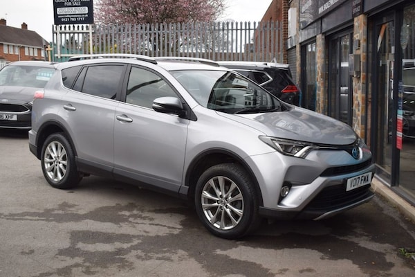 Used Toyota RAV4 2017 for sale - 74434646: Photo 8