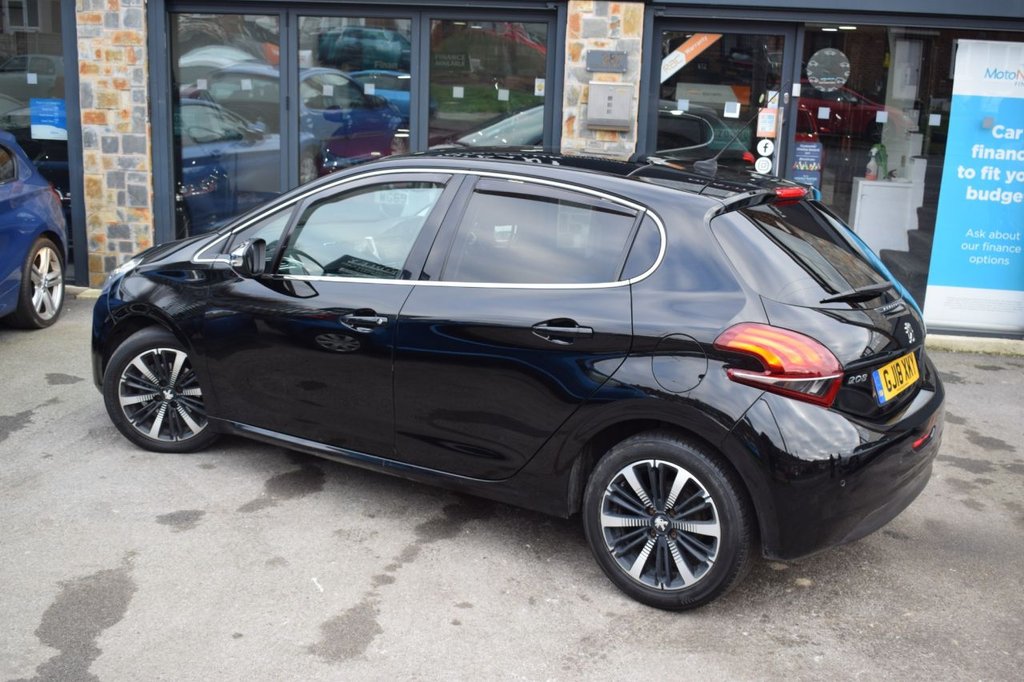 Used Peugeot 208 2018 for sale - 77436537: Photo 26