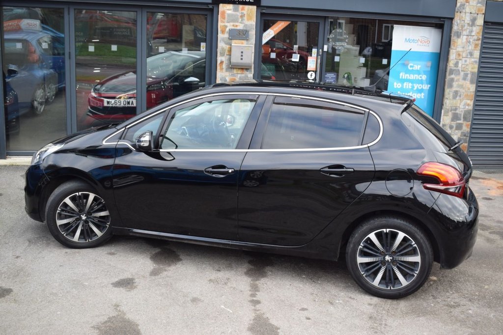 Used Peugeot 208 2018 for sale - 77436537: Photo 28