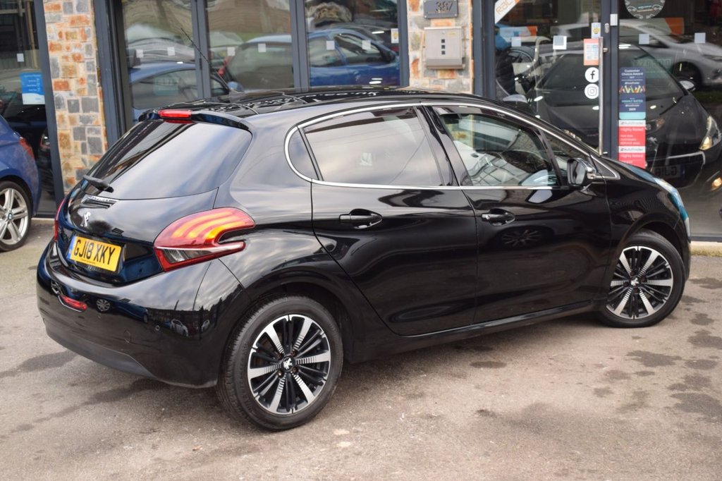 Used Peugeot 208 2018 for sale - 77436537: Photo 33