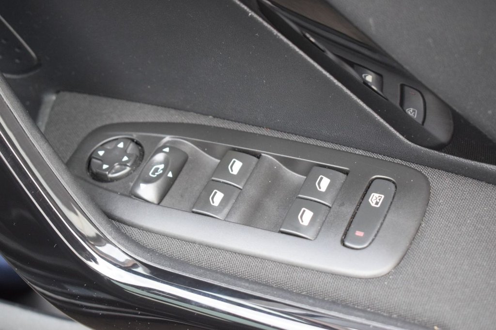 Used Peugeot 208 2018 for sale - 77436537: Photo 43