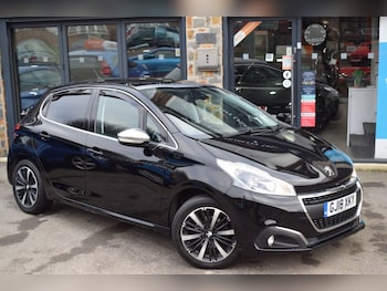 Used Peugeot 208 2018 for sale - 77436537: Photo