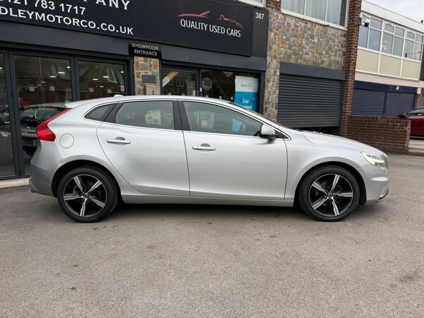 Used Volvo V40 2017 for sale - 74460422: Photo 13