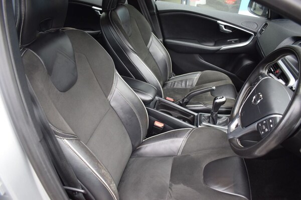Used Volvo V40 2017 for sale - 74460422: Photo 3