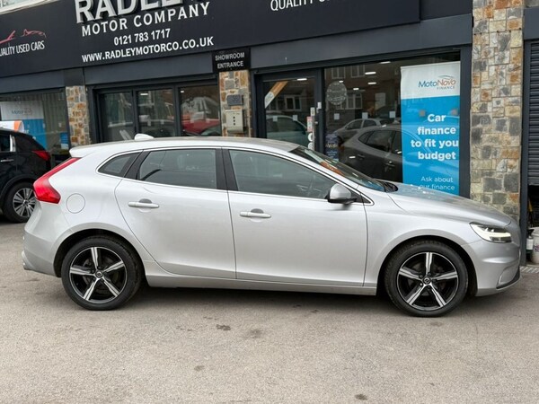Used Volvo V40 2017 for sale - 74460422: Photo 6