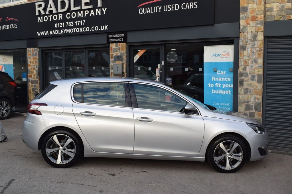 Used Peugeot 308 2017 for sale - 76106153: Photo 16