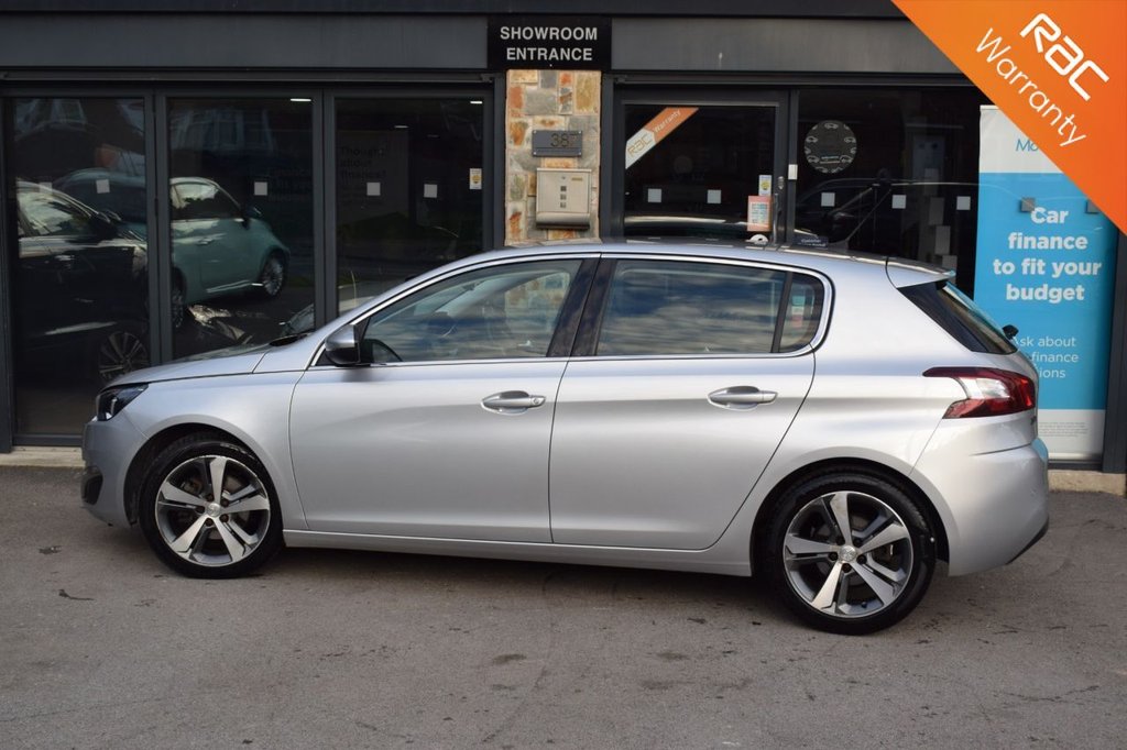 Used Peugeot 308 2017 for sale - 76106153: Photo 2