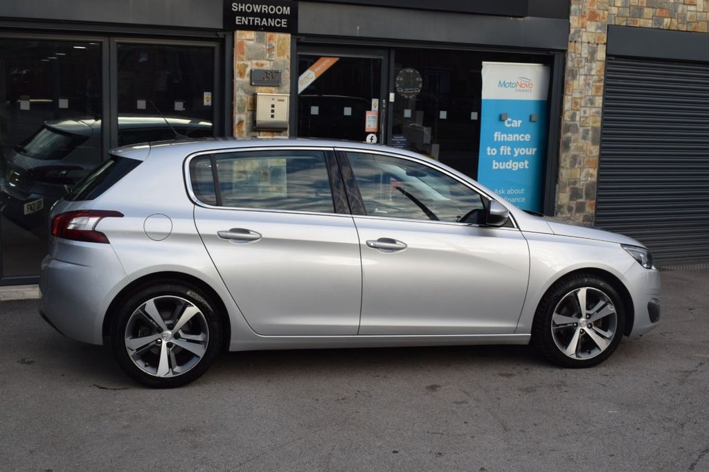 Used Peugeot 308 2017 for sale - 76106153: Photo 31